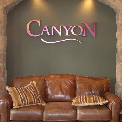 Canyon By Glhomes