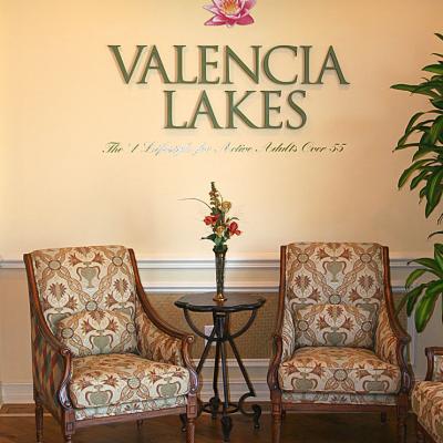 Valencia Lakes By Glhomes
